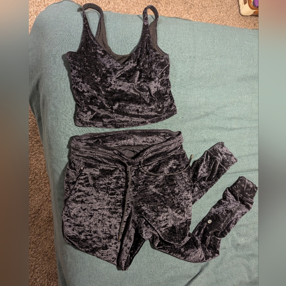 Lululemon Velvet Two-Piece Set in Black